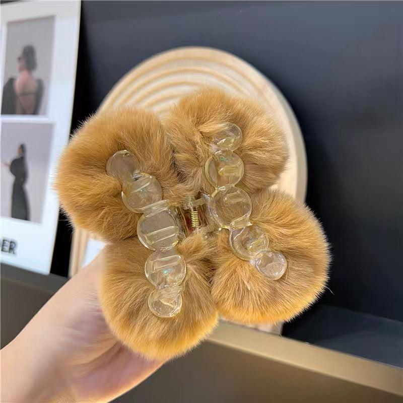 Faux Fur Pom Pom Hair Claw Clip Non Slip Strong Hold Grip Hair Jaw Clip