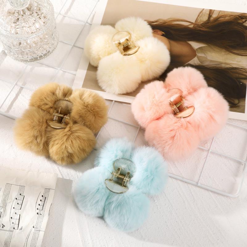 Faux Fur Pom Pom Hair Claw Clip Non Slip Strong Hold Grip Hair Jaw Clip