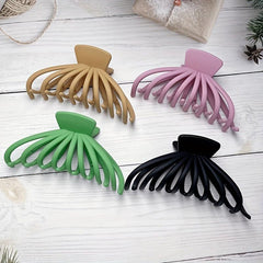 4pcs Frosted Large Hair Claw Hollowed Shark Claw Style Hair Accessorie