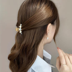 Mini Shark Claw Hair Clip Women's Hair Accessory
