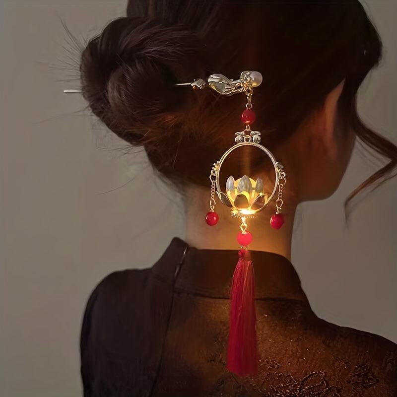 Vintage Hair Pin With Lotus Lantern Tassel Retro Style Palace Hairpin