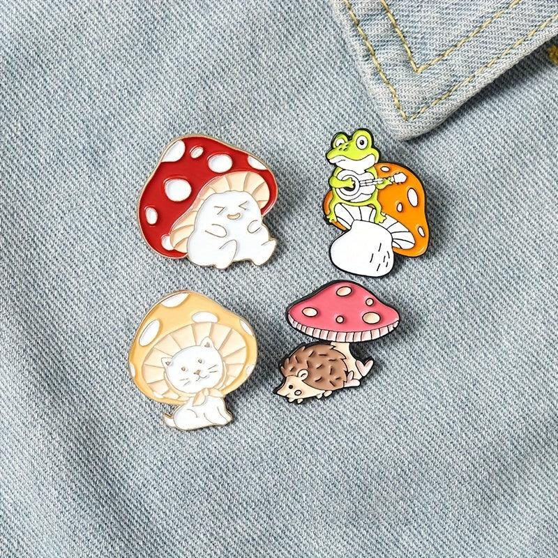 5pcs Random Cartoon Animal Brooch Bag Accessory Pin For Men