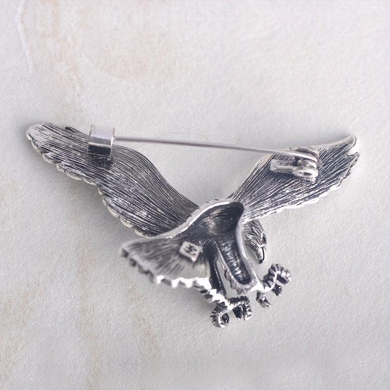 Vintage Flying Eagle Brooch Pin for Men Casual Clothing Jewelry