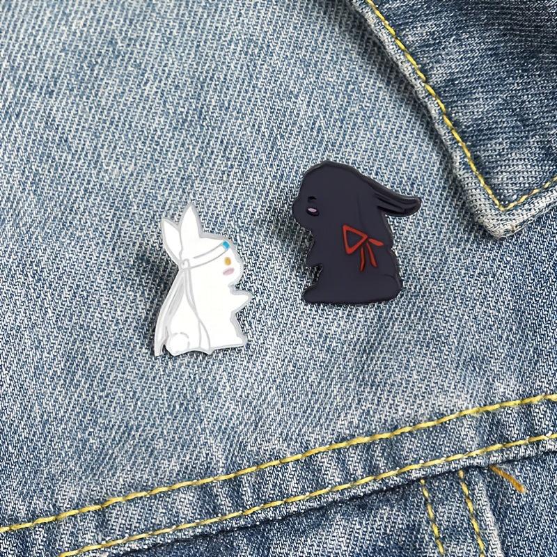 2pcs Cartoon And Rabbit Brooches Enamel Baking Varnish Rabbit Pin Collar