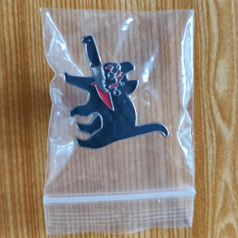 Cat With Brooch Costume Accessory