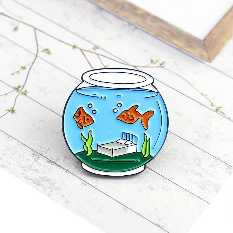 Cartoon Fish Tank Brooch with Seaweed Design