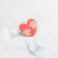 Cat's Paw Heart Alloy Brooch