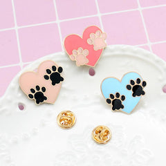 Cat's Paw Heart Alloy Brooch