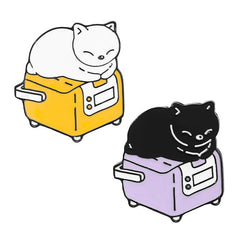 2pcs Pet Friendly Enamel Pin & Cat Brooch Mug Lapel Badges Animal Jewelry