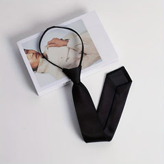 Minimalist Campus Style Solid Tie
