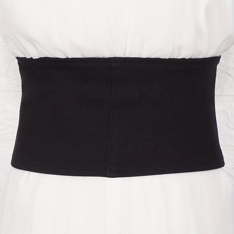 Vintage Style Wide Belt with Three Buttons