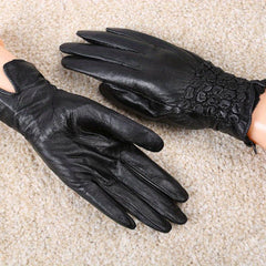 Embroidered Elastic Cuff Sheepskin Gloves