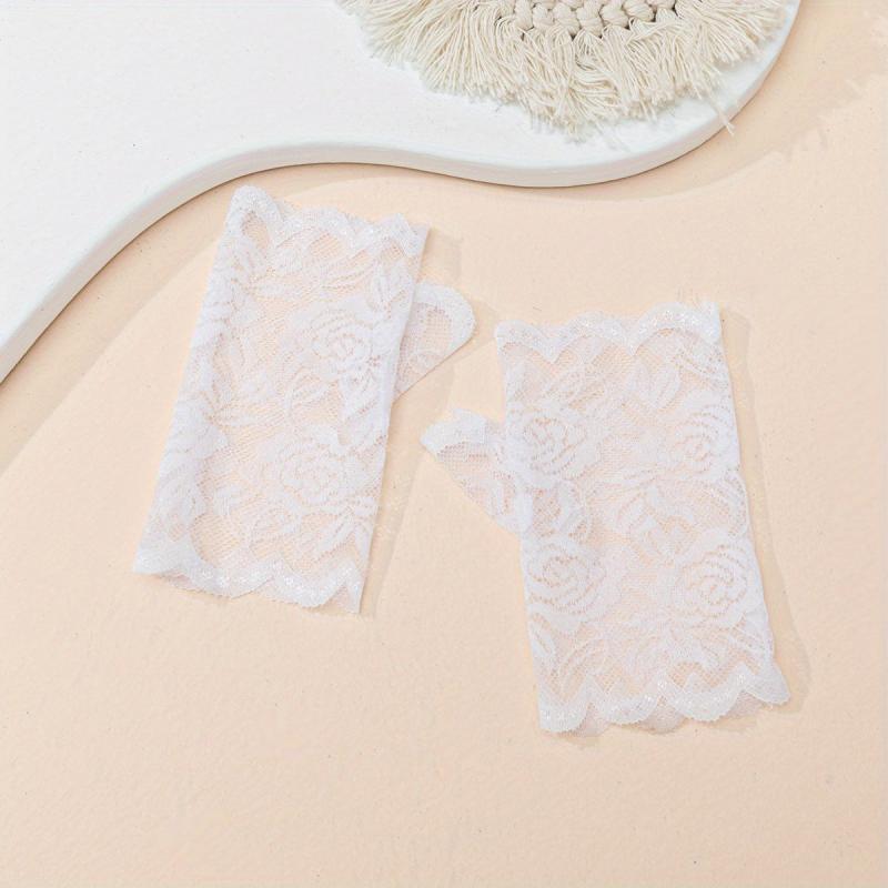 Women's Rose Lace Short Fingerless Gloves