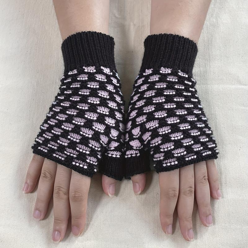 Plaid Fingerless Gloves knitted Wrist Gloves For Women