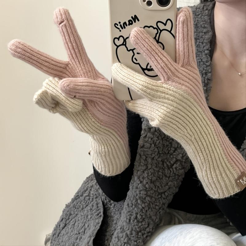 Two Tone Knitted Woolen Gloves Winter Touch Screen Gloves Warm Couple Gloves
