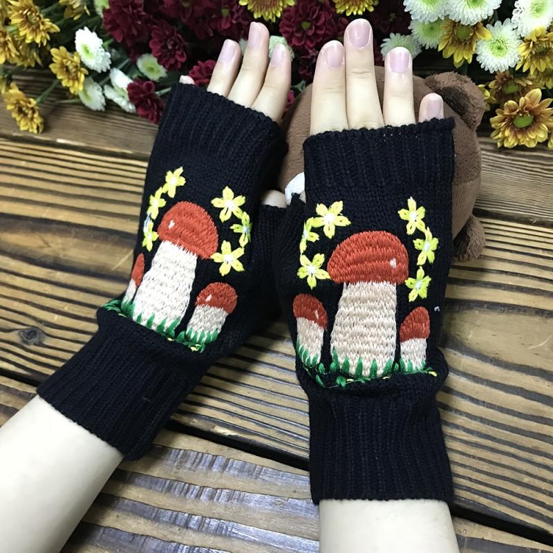 Mushroom Crocheted Fingerless Gloves Vintage Embroidery Gloves
