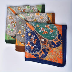 Heart Shaped Petal Pattern Vintage Bandana Silk Scarf