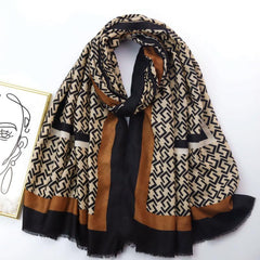 Geometric Print Frayed Edge Casual Shawl