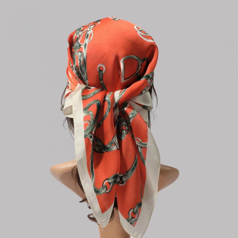 70 Square Scarf Vintage Chain Print Bandana Neckerchief Classic Head Wraps