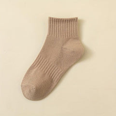 5 Pairs Women's Crew Short Socks Comfy & Breathable Stockings