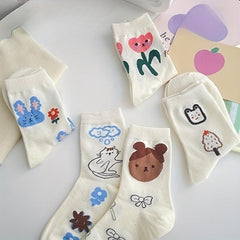 Cartoon Graffiti Print Socks Comfy & Mid Tube Women's Stockings