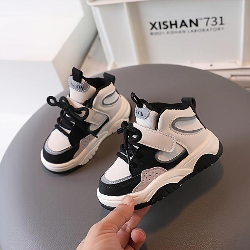 Breathable Lightweight Anti Slip Sneakers For Baby Boys