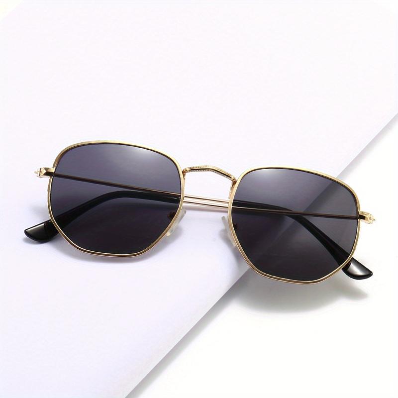Men's Classic Metal Sunglasses Square Frame Glasses with Case