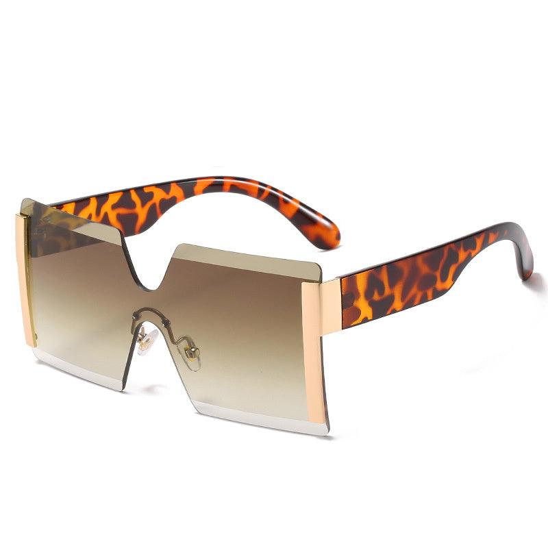 Women Oversized Rimless Sun Glasses Vintage Gradient Tea Sunglasses