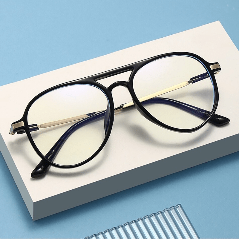Anti Light Oval Frame Reading Glasses Unisex