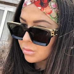 Square Graphic Frame Sunglasses UV400