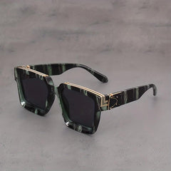 Square Graphic Frame Sunglasses UV400