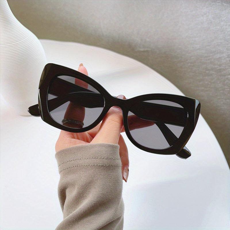 Cat Eye Vintage Ladies Oversize Sunglasses Women Sun Protection Lenses