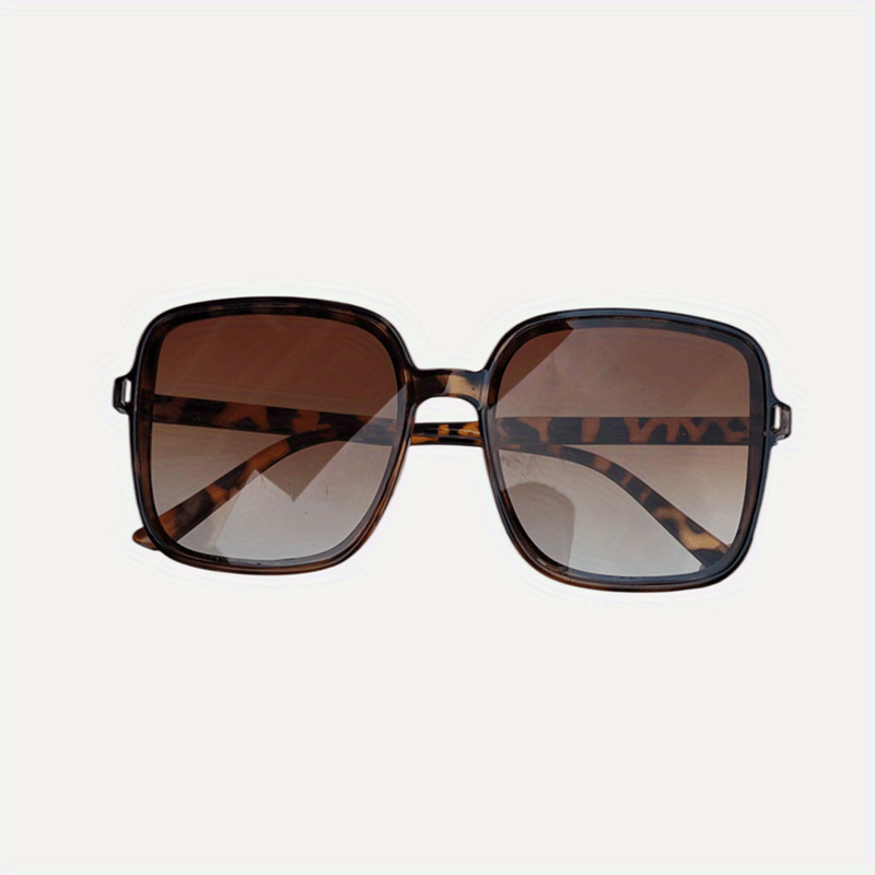 Oversized Square Frame Sunglasses Rivet Decor Ombre Lens UV400