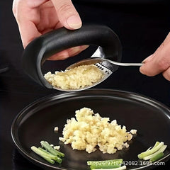 2pcs Stainless Garlic Press Rocker Mental Garlic Mincer Washable Garlic Crusher