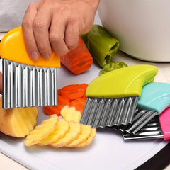 Stainless Steel Crinkle Cutter for Fruits and Veggies