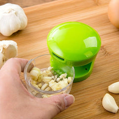 1pc Garlic Press Kitchen Green Garlic Press Multifunctional Garlic Press