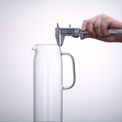 Heavy Duty Clear Water Pitcher 40 6oz Borosilicate Glass Drink Carafe