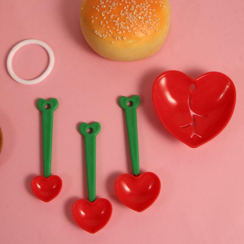 5pcs Heart Measuring Spoon Set Kitchen Egg Separator Multifunction Cup