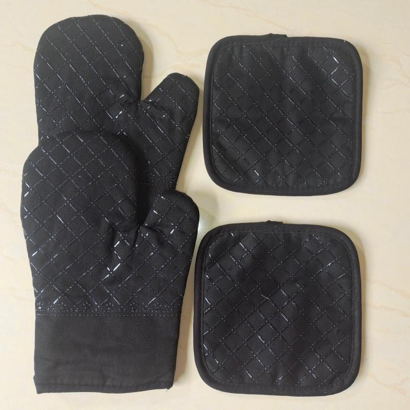 4pcs Colorful Printed Cotton Oven Mitts & Silicone Heat Insulation Mat