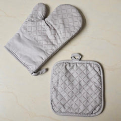 4pcs Colorful Printed Cotton Oven Mitts & Silicone Heat Insulation Mat