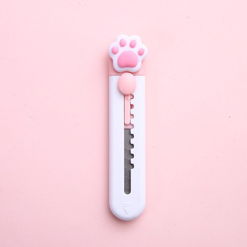 Girl's Heart Shaped Mini Utility Cutter