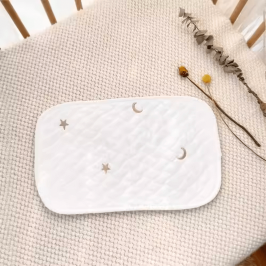 Newborn Flat Pillow 0-12 Months Anti-Spitting Baby Cloud Pillow