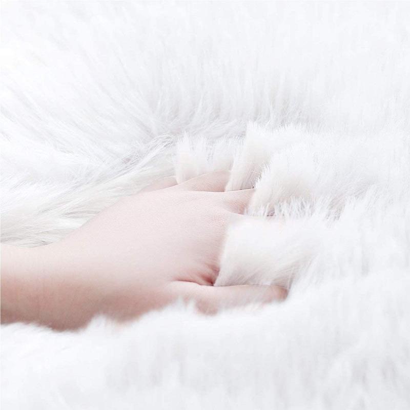 Soft Fluffy Faux Fur Sheepskin Rug Decorative Shaggy Carpet