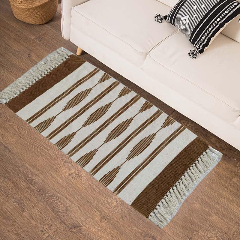 Modern Geometric Tassel Floor Mat Soft and Durable for Living Room and Bedroom