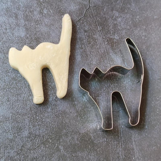 7pc Halloween Cookie Cutters Pumpkin Bat Ghost Spider Cat Witch Food Party Deco