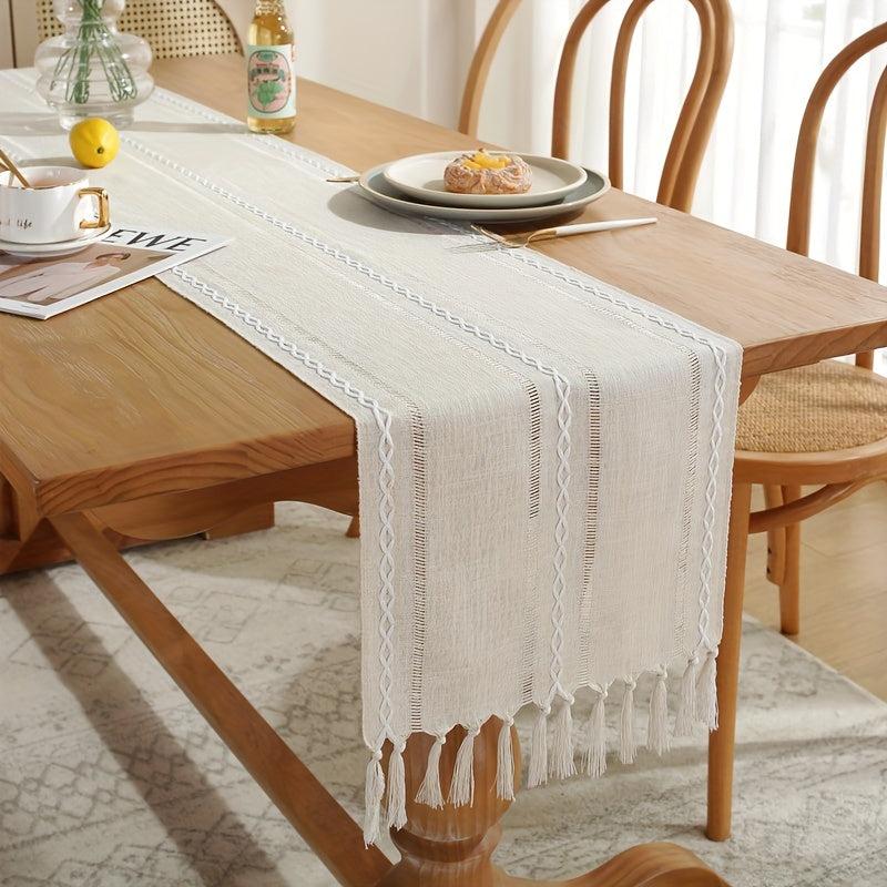 Polyester Table Runner Hand-woven with Tassels American Style