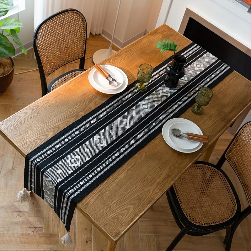 Geometric Tassel Table Runner Jacquard Cotton Thread Background, Room Decor