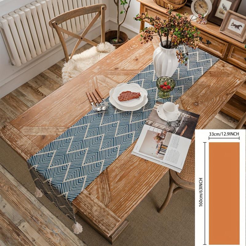 Polyester Table Runner Geometric Jacquard Table Runner with Tassels