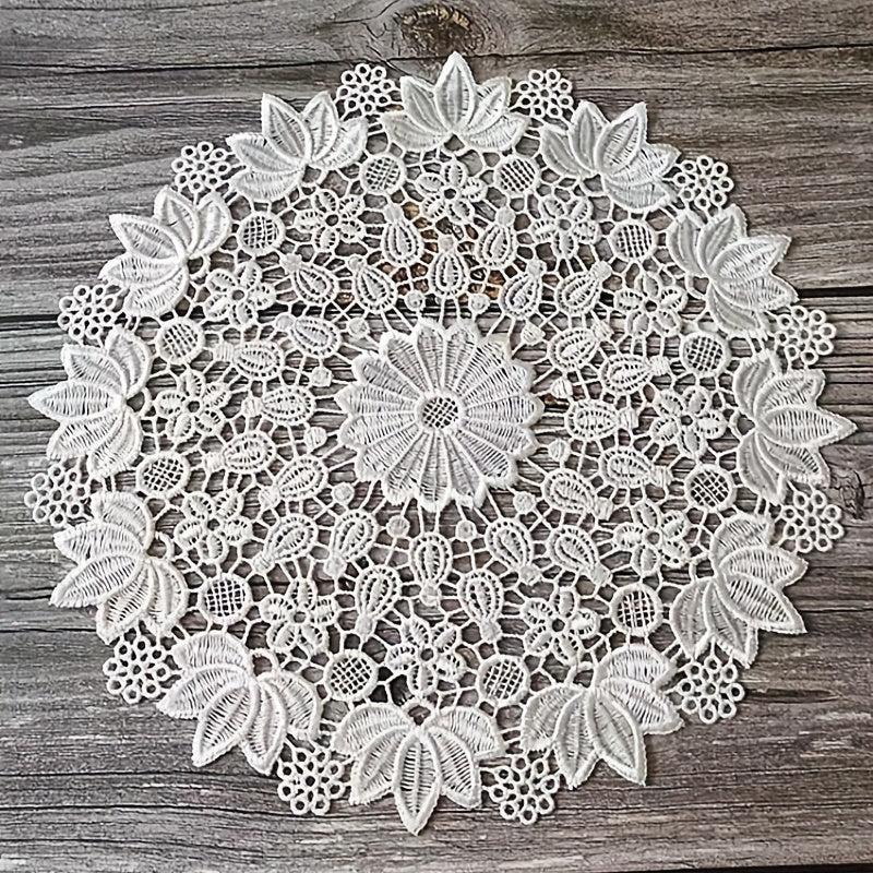 1pc PET Lace Placemat Hollow out Table Pad Light European Lace Round Coaster Bow