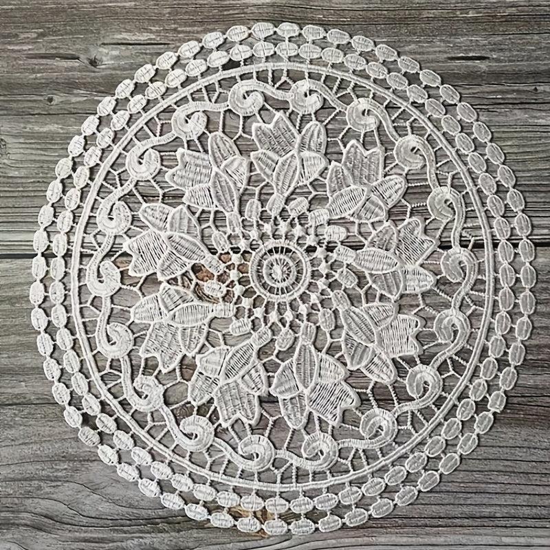 1pc PET Lace Placemat Hollow out Table Pad Light European Lace Round Coaster Bow